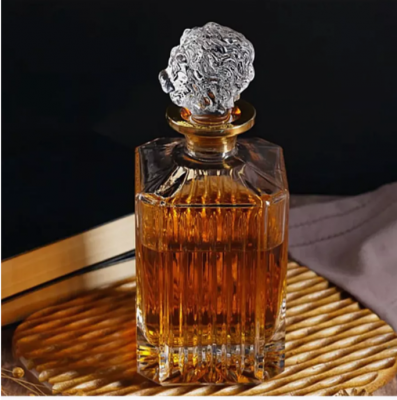 GL011 Штоф для крепких напитков  850мл,  GLASSERIE, серия SPIRIT OF LION 